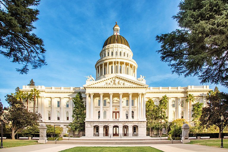 California State Capitol building with a large dome and columns in Sacramento